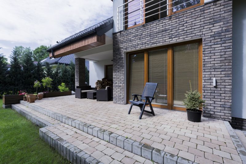 Paver patio with integrated seating
